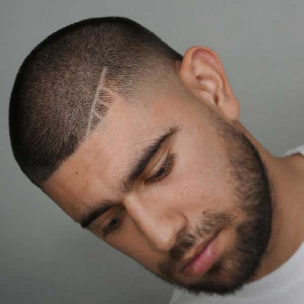 Corte de pelo muy corto para hombres