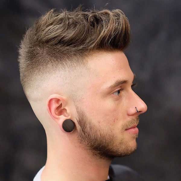 Degradado alto con Quiff