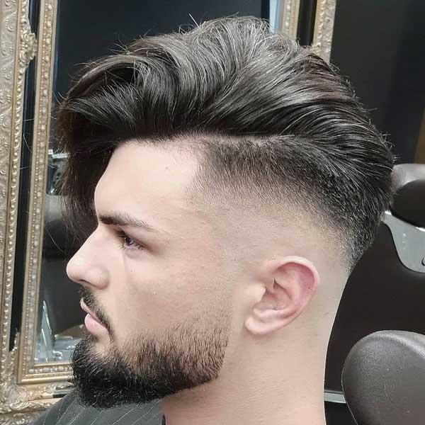 Desvanecimiento de la piel con Comb Over Largo